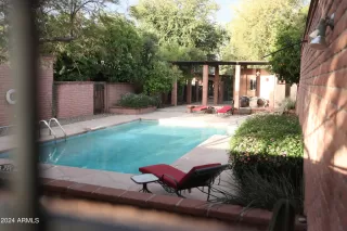 Photo #5: 6921910 Listing 