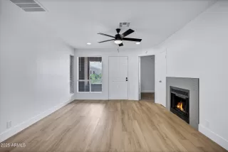 Photo #6: 6921963 Listing 