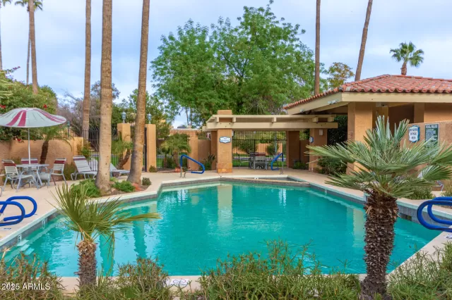 MLS: 6922127 Condo For Sale