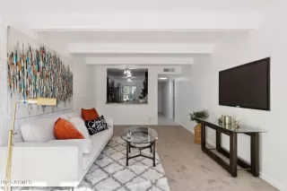 Photo #6: 6922311 Listing 