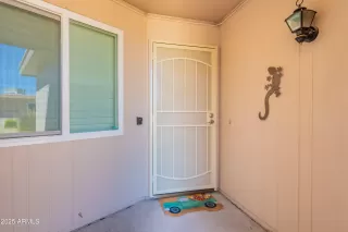 Photo #6: 6922331 Listing 