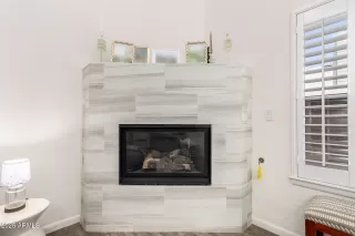 Photo #5: 6922389 Listing