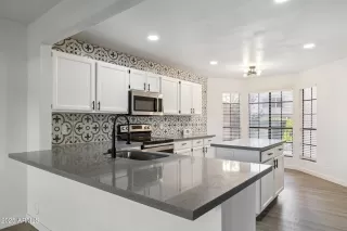 More Details about MLS # 6922672 : 4206 E AGAVE ROAD