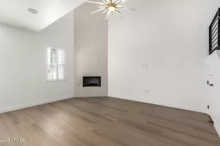 Photo #2: 6922736 Listing 