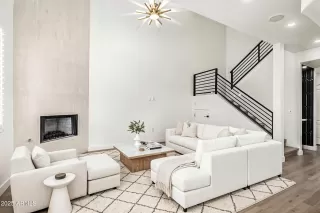 Photo #5: 6922736 Listing 