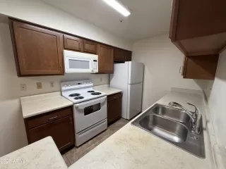 Photo #5: 6922905 Listing 