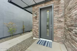 Photo #2: 6922924 Listing 