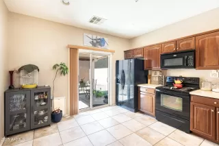 Photo #5: 6922949 Listing 