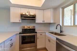 Photo #4: 6923381 Listing 