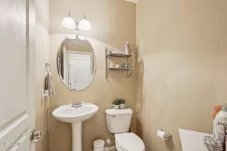 Photo #6: 6923436 Listing 