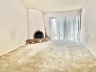 Photo #6: 6923542 Listing 