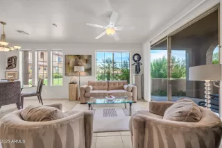 Photo #4: 6923572 Listing 