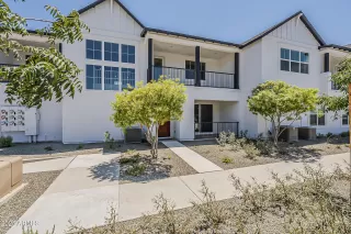 Photo #2: 6923684 Listing