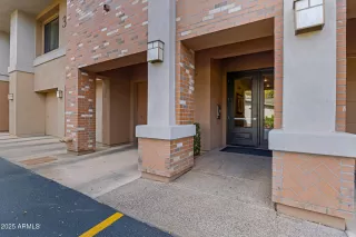 More Details about MLS # 6923853 : 2989 N 44TH STREET#2015