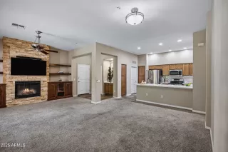 Photo #5: 6923853 Listing