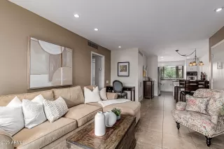 Photo #4: 6923913 Listing 