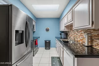 Photo #2: 6923915 Listing