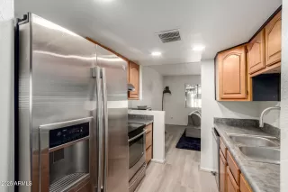 Photo #4: 6923949 Listing 