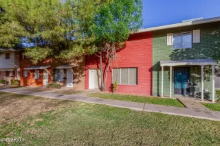 Photo #2: 6924011 Listing