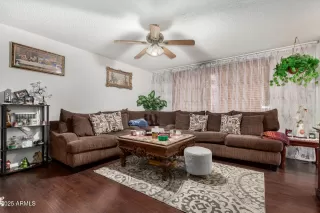 Photo #4: 6924011 Listing