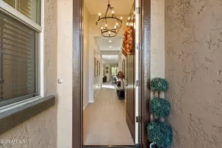 Photo #3: 6924102 Listing