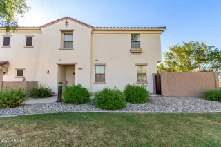 Photo #1: 6924126 Listing 