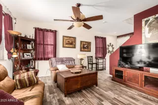 Photo #3: 6924126 Listing 