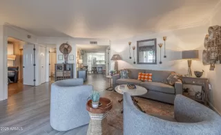 Photo #6: 6924149 Listing 