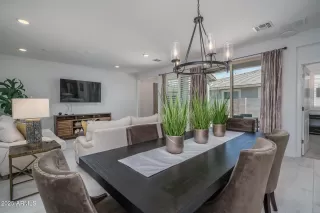 Photo #6: 6924237 Listing