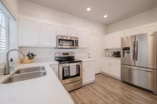 Photo #1: 6924332 Listing