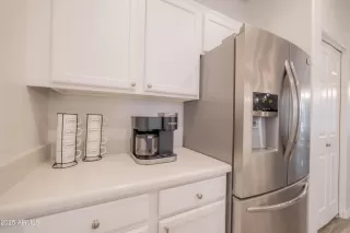 Photo #2: 6924332 Listing