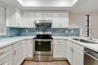 Photo #4: 6924350 Listing 