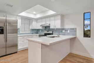 Photo #6: 6924350 Listing 