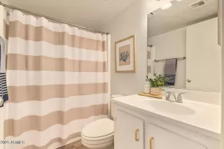 Photo #3: 6924391 Listing 