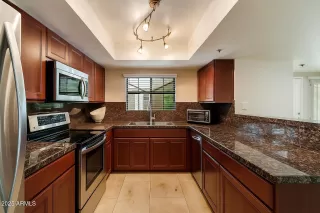 Photo #4: 6924397 Listing 