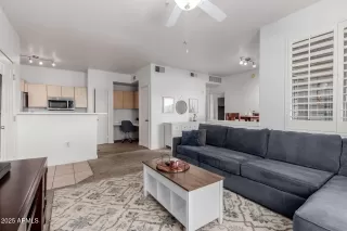 Photo #4: 6924435 Listing 