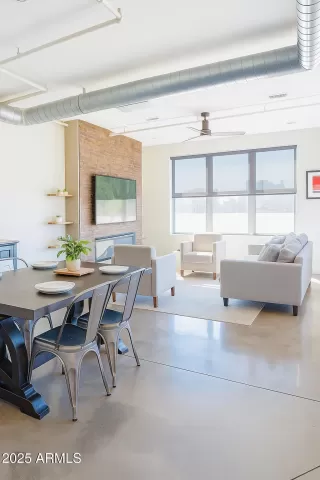 Photo #4: 6924451 Listing 