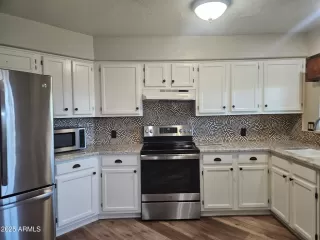 Photo #2: 6924864 Listing 