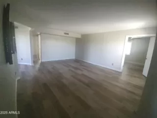 Photo #4: 6924864 Listing 