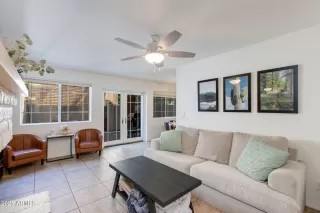 Photo #5: 6924889 Listing 