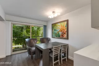 Photo #4: 6924938 Listing 