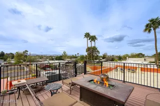 Photo #6: 6924940 Listing