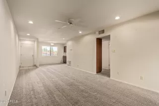 Photo #4: 6925015 Listing 