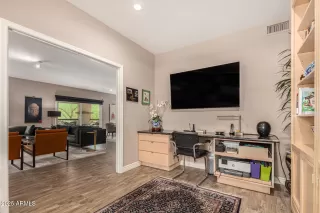 Photo #4: 6925082 Listing 