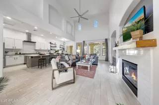 Photo #3: 6925134 Listing