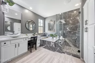 Photo #5: 6925134 Listing