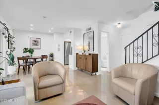 Photo #5: 6925188 Listing 