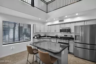 Photo #3: 6925195 Listing 