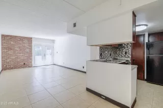 Photo #6: 6925210 Listing 