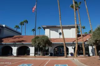 Photo #1: 6925283 Listing 